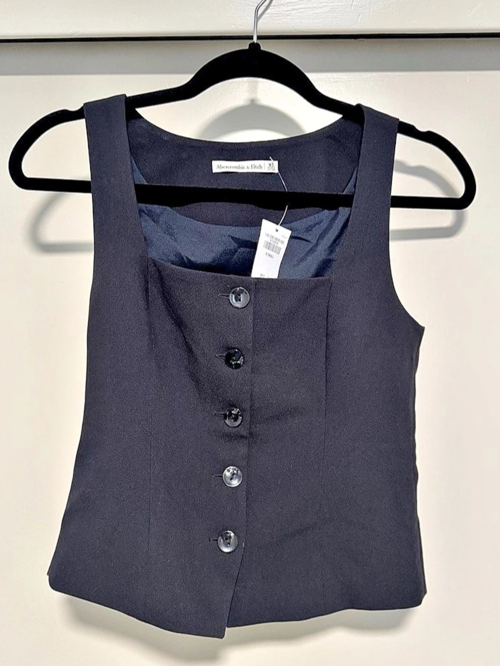 Abercrombie & Fitch NWT Tailored Button-Front Vest Black XS